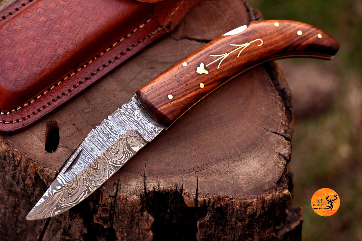 CUSTOM MADE POCKET KNIFE / HAND FORGED DAMASCUS STEEL FOLDING BLADE KNIFE / WOOD HANDLE 2721