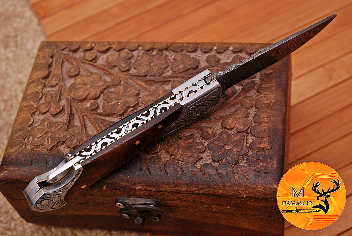 CUSTOM MADE POCKET KNIFE / HAND FORGED DAMASCUS STEEL FOLDING BLADE KNIFE / WOOD HANDLE 670