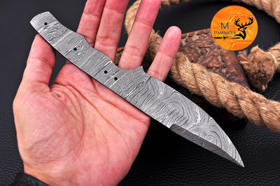 CUSTOM HANDMADE FORGED DAMASCUS STEEL BLANK BLADE SKINNING HUNTING KNIFE 1729