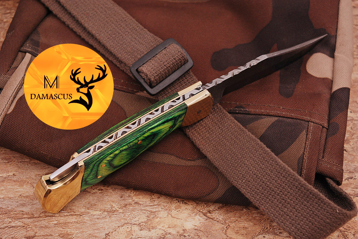 CUSTOM MADE POCKET KNIFE / HAND FORGED DAMASCUS STEEL FOLDING BLADE KNIFE / WOOD HANDLE 944