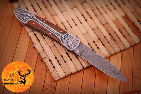 CUSTOM MADE POCKET KNIFE / HAND FORGED DAMASCUS STEEL FOLDING BLADE KNIFE / WOOD HANDLE 499