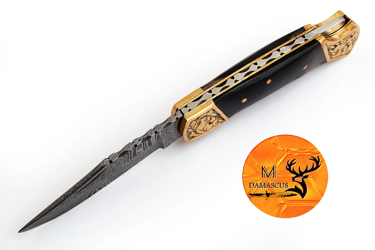 CUSTOM MADE POCKET KNIFE / HAND FORGED DAMASCUS STEEL FOLDING BLADE KNIFE / BULL HORN HANDLE 699