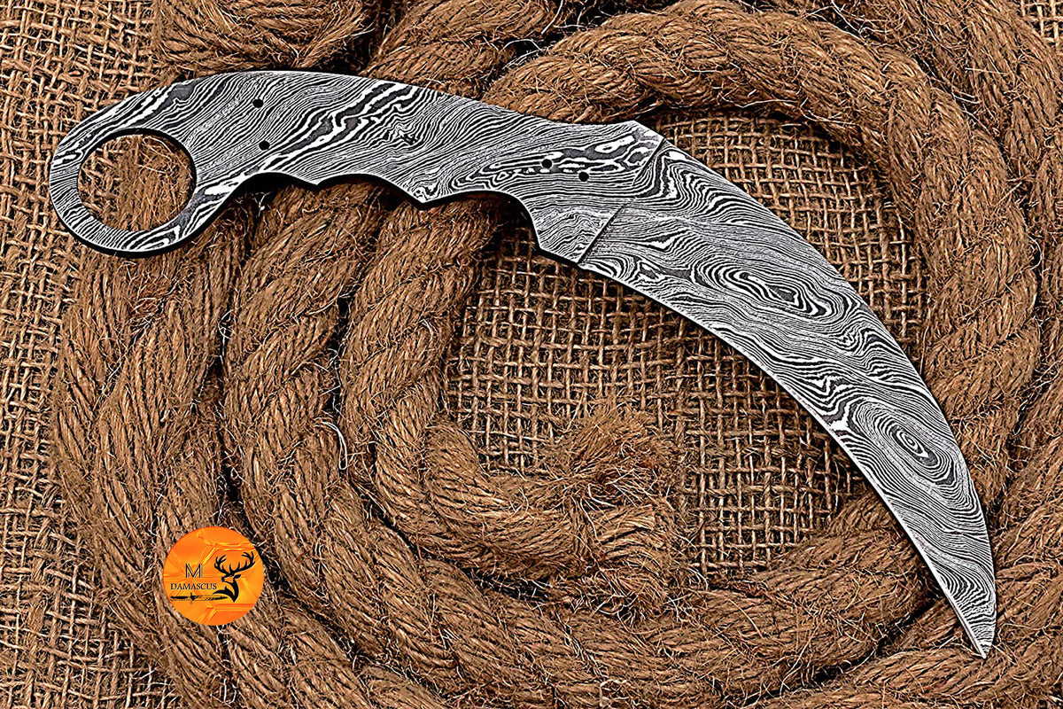 CUSTOM HANDMADE FORGED DAMASCUS STEEL BLANK BLADE KARAMBIT KNIFE COMBAT KNIFE 722