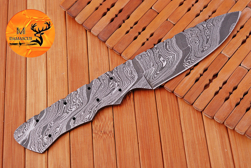 CUSTOM HANDMADE FORGED DAMASCUS STEEL BLANK BLADE SKINNING HUNTING KNIFE 1406