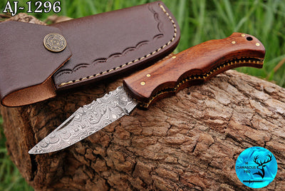 CUSTOM MADE POCKET KNIFE / HAND FORGED DAMASCUS STEEL FOLDING BLADE KNIFE / WOOD HANDLE 1296