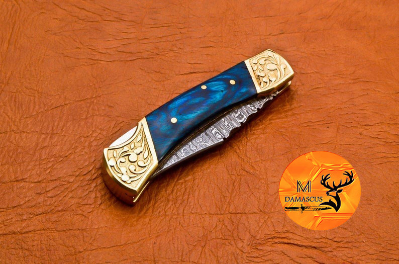 CUSTOM MADE POCKET KNIFE / HAND FORGED DAMASCUS STEEL FOLDING BLADE KNIFE / WOOD HANDLE 671